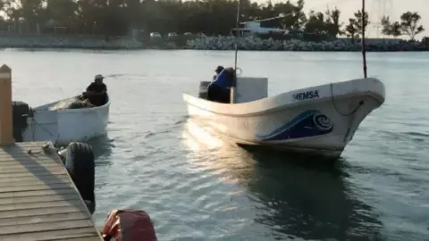 Ordenan CIERRE de puerto en Celestún por Frente Frío 25