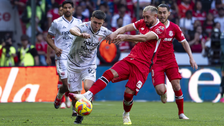 Diablos Rojos del Toluca Alexis Vega Necaxa