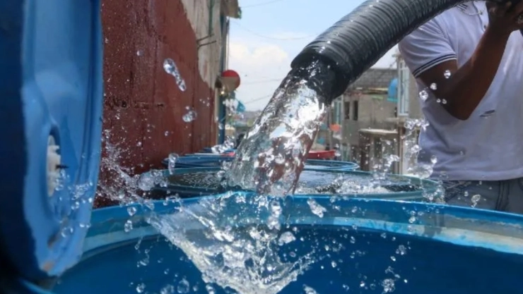 Corte de agua en Nuevo León: fuertes vientos e incendios vacían tanque