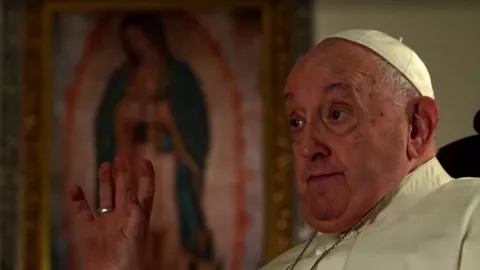 En Navidad, Papa Francisco condena guerras alrededor del mundo