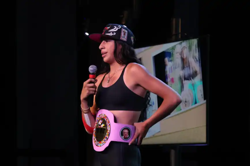 La campeona.jpg