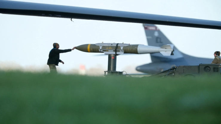 FBI alerta sobre posible ataque con drones de Irán en la costa oeste de Estados Unidos