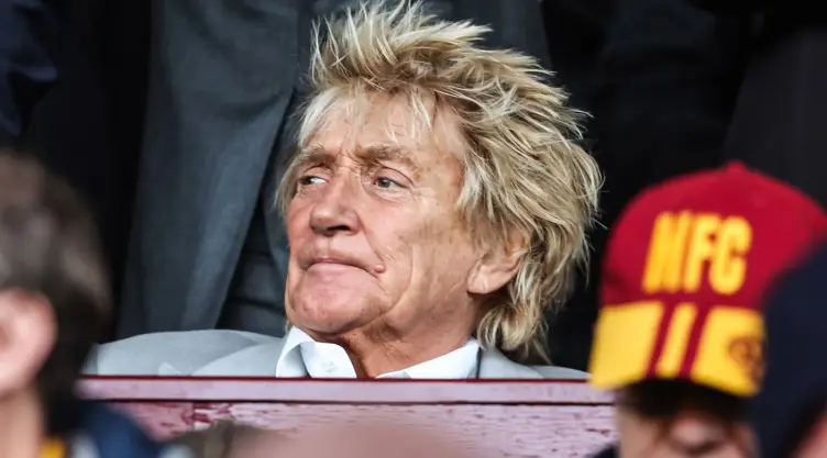 ¿Qué es un stent coronario? El procedimiento al que se sometió Rod Stewart