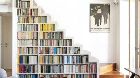 Escalera tipo libreria