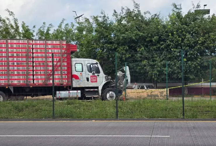 Conductor de tractocamión atropella y mata a hombre en autopista Puebla-Veracruz ¿Cómo ocurrió?
