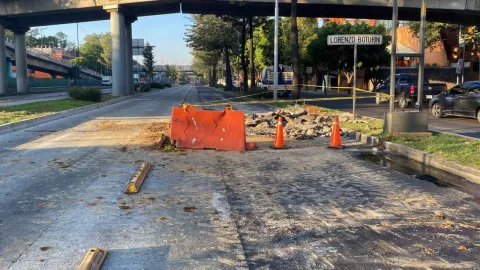 cierre de carriles en Eje 3 Oriente