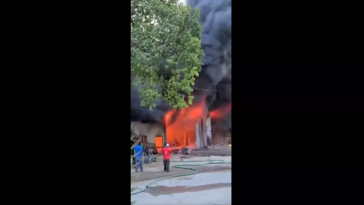 Explosión de bodega con gasolina en Chiapas deja un herido