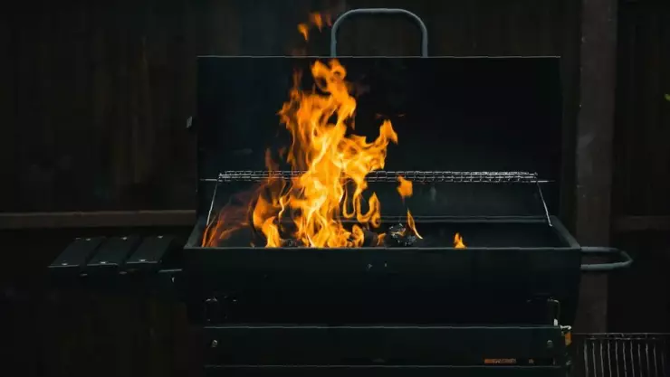 Familia de Tijuana se intoxica por prender asador de carne en su casa