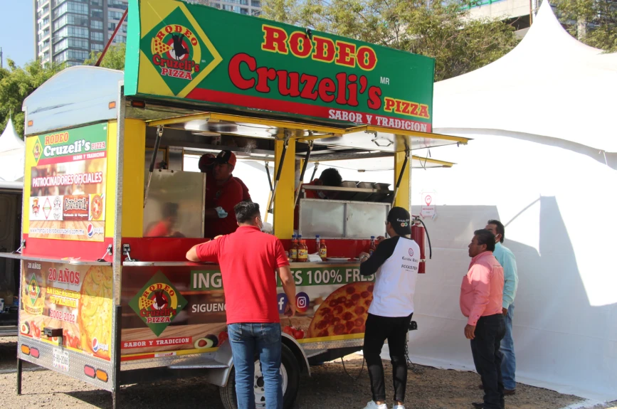 Ricos y deliciosos platillos tuvimos en el centro de acopio