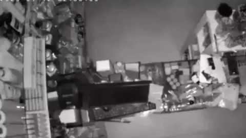 Así se vivió el fuerte sismo 6.1 en Michoacán la madrugada de este domingo 12 de enero