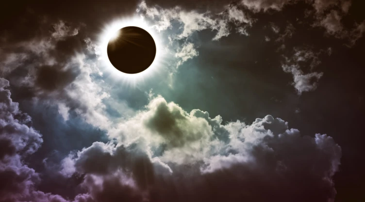¿Qué pasará con el eclipse si el cielo está nublado?