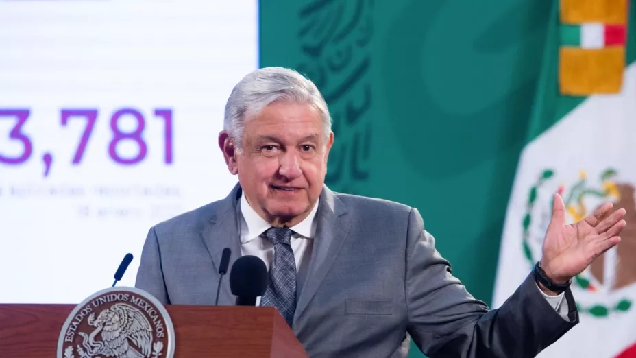 AMLO 19 ENE 2021 VACUNACIÓN CAMPECHE.jpg