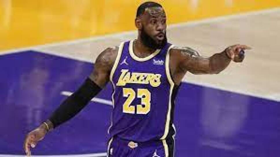 EFEMÉRIDES 30 DE DICIEMBRE NACE LEBRON JAMES