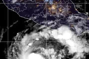 Huracán Trudy frente a las costas de México.