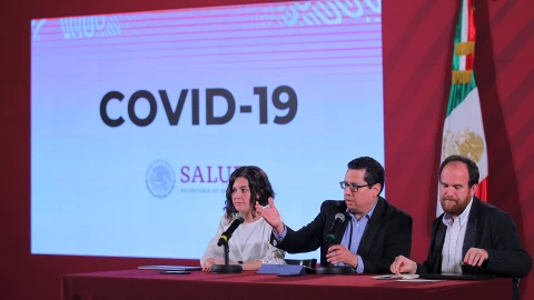 Conferencia de prensa sobre el COVID-19 en M&eacute;xico