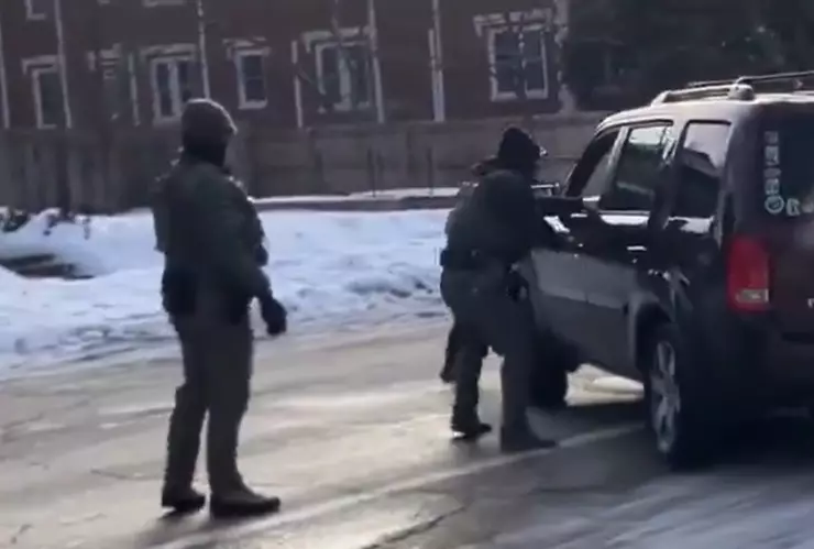 Disparos agente ICE HOY.jpg