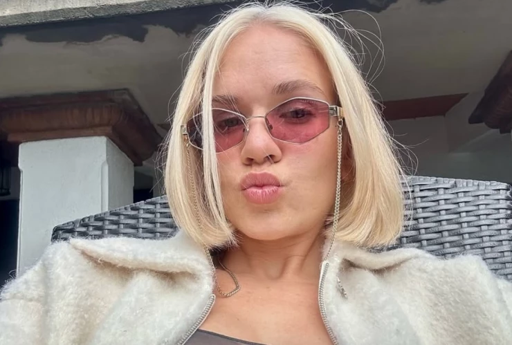 influencer se burla de cantante de huapango en CDMX