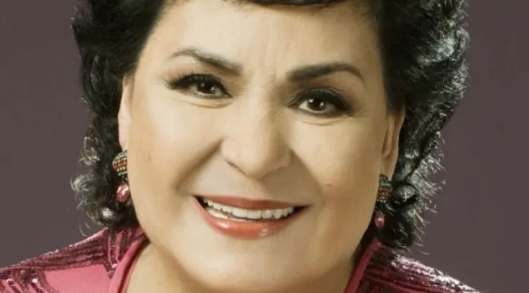 Tomografía de Carmen Salinas muestra que es mínima la sangre del derrame.