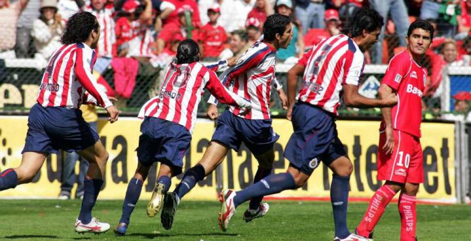 CHIVAS APERTURA 2006