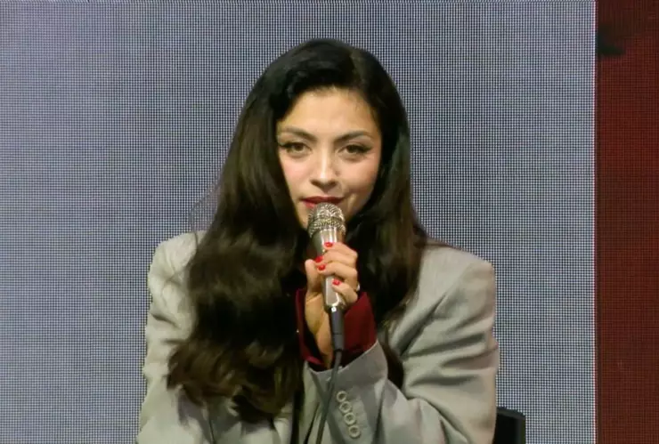 Mon Laferte revela cómo la maternidad ha cambiado su vida.