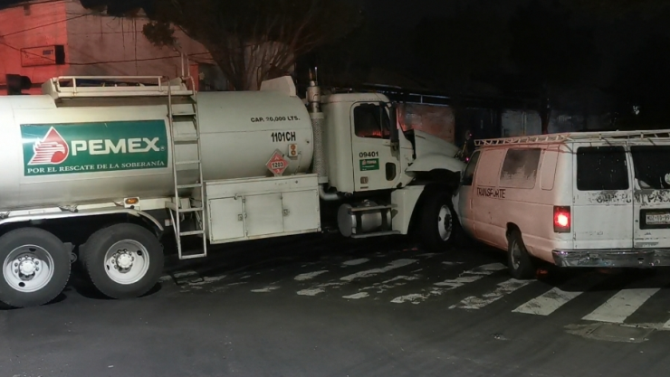 choca-pipa-pemex-álvaro-obregon.jpg