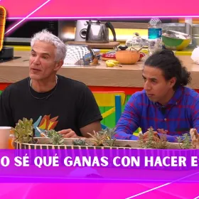 Julio Camejo explota ante falta de respeto de manelyk.jpg