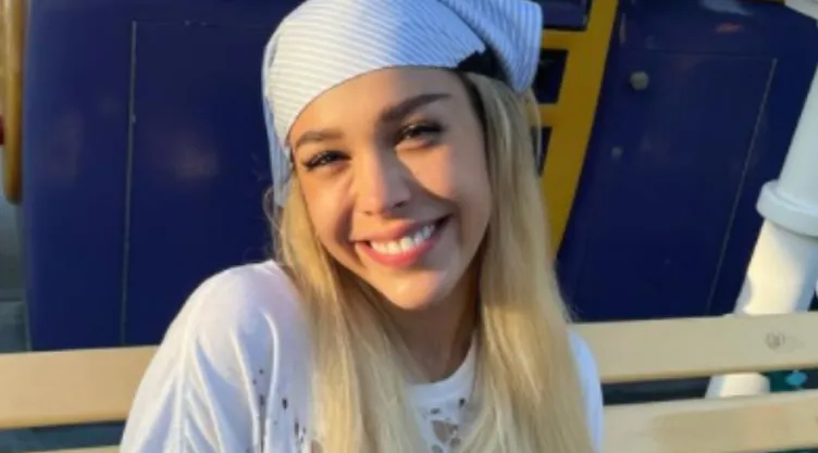 Danna Paola recibe anillo de compromiso. (VIDEO)