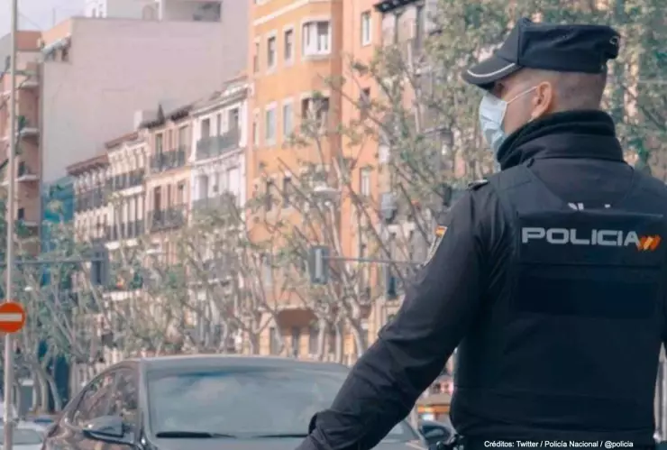 policia paga alimento ratero.jpg