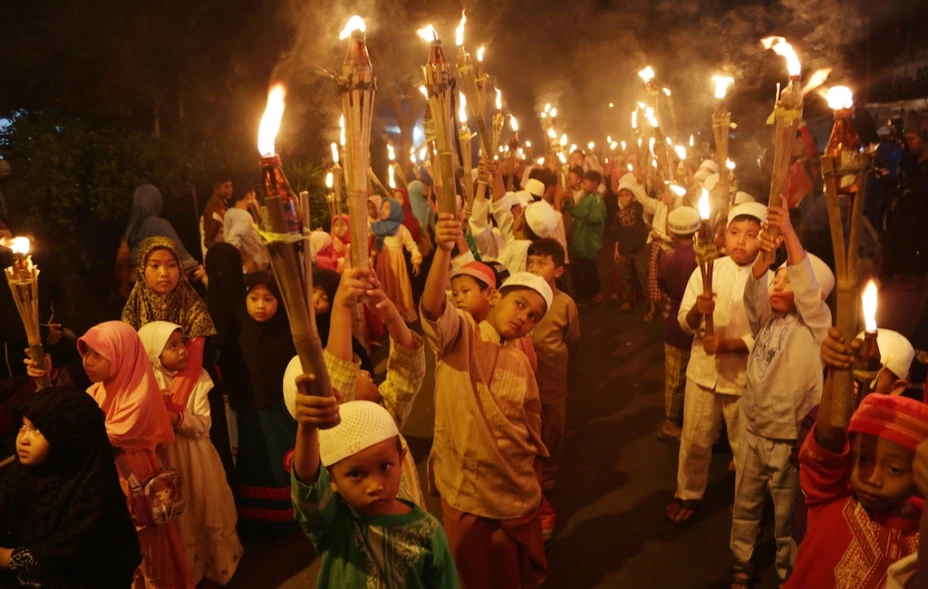 Estado Islámico crucificó a 2 niños por no ayunar en Ramadán