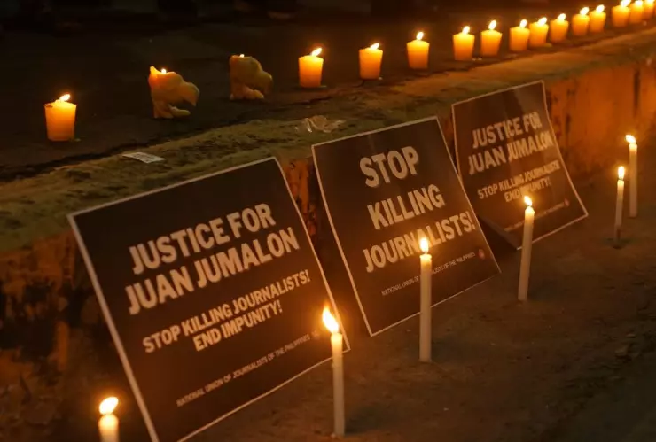 Mata a locutor en Filipinas