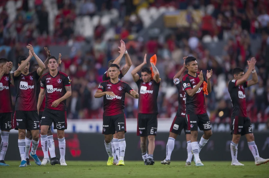 Los rojinegros del Atlas ganan con autoridad y sueñan con La Liguilla.