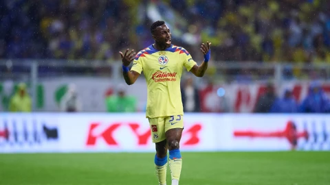 Julián Quiñones, delantero del América