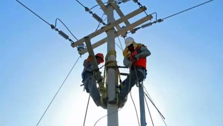 juez-suspensión-definitiva-reforma-eléctrica-amlo