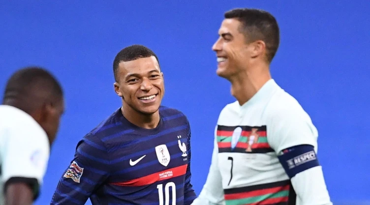 Mbappé sueña con enfrentarse a Cristiano Ronaldo en la Copa Mundial de la FIFA 2026™