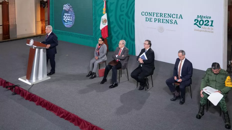 AMLO 06 JUL 2021 VACUNACION 18 Y MAS.jpg