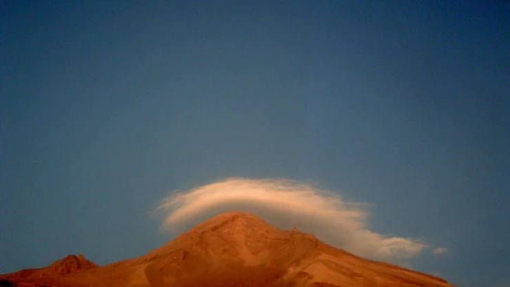 Volcán Popocatépetl emite 112 exhalaciones