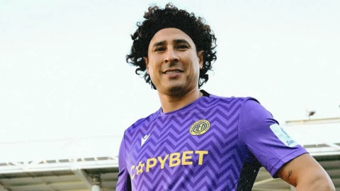 Para Herrera, Memo Ochoa debería regresar a la Selección