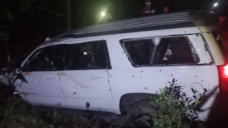 CAMIONETA BALEADA