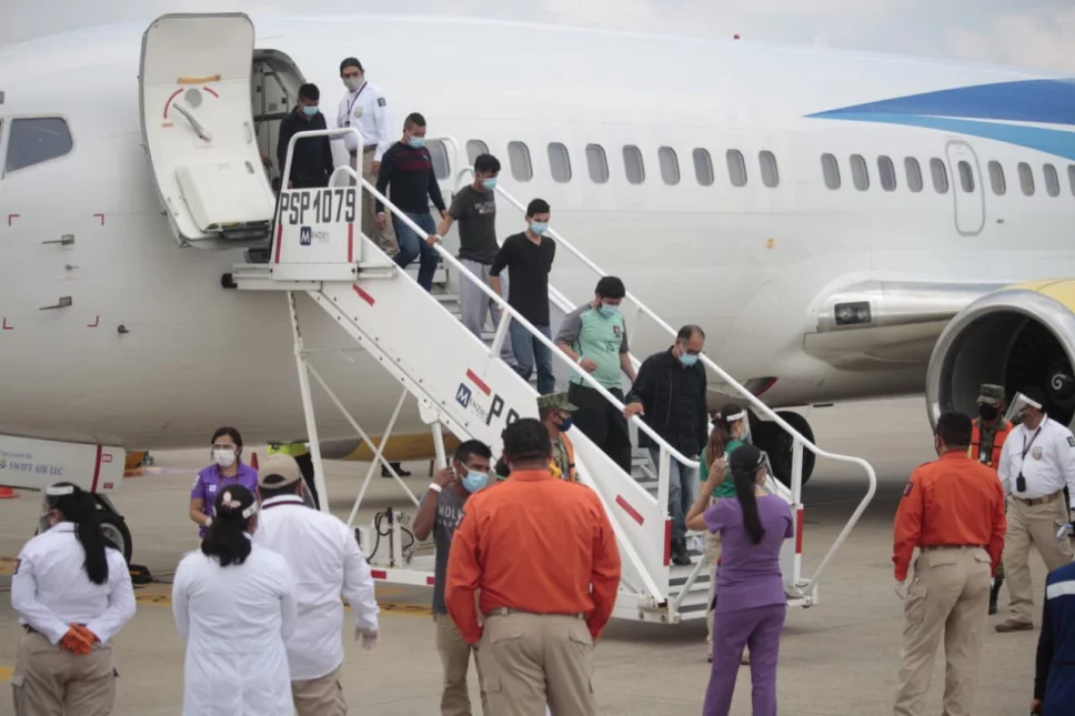 Extranjeros que lleguen a México y no cumplan con las medidas sanitaria serán sancionados