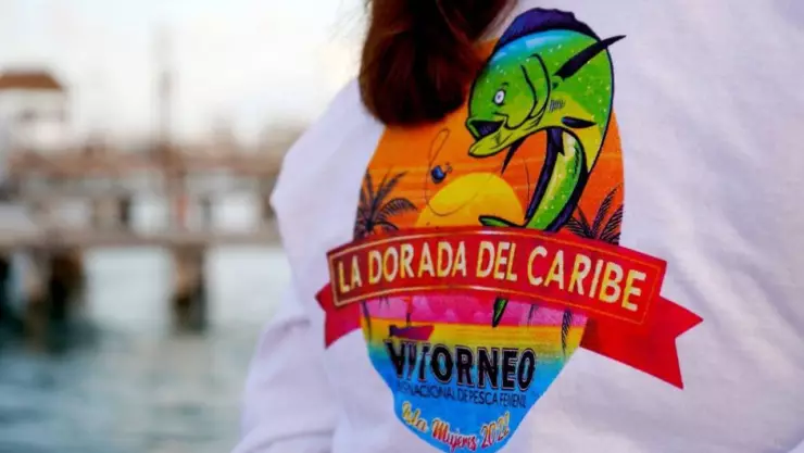 Inicia Torneo Internacional de Pesca Femenil en Isla Mujeres