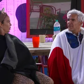 Niurka busca convencer a Julio sobre su relación con Fernando Lozada