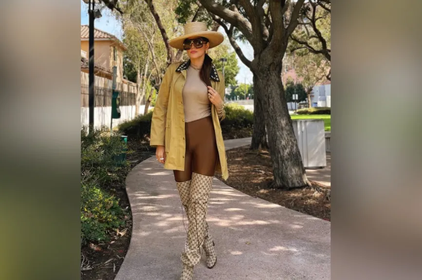 Su tema “Dos abrazos” fue seleccionado como el principal de la película “Border Run” protagonizada por Sharon Stone. Actualmente, Ana Bárbara es jueza en el reality show Pase a la Fama, donde comparte su experiencia y guía a nuevos talentos del regional mexicano.