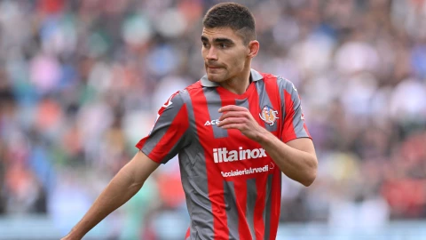 Johan Vásquez como jugador del Cremonese