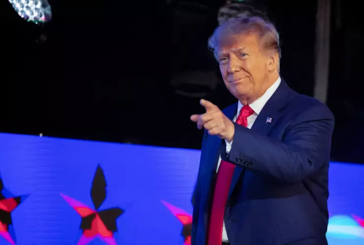 Trump dice que es objetivo de investigación por el asalto al Capitolio