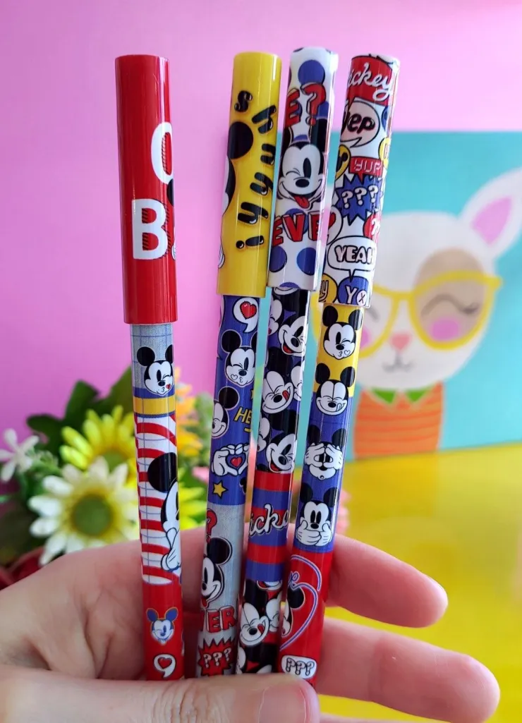 Las mejores ideas para decorar tus plumones con diseños de Mickey Mouse