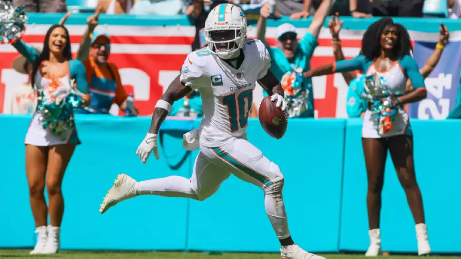 Tyreek Hill, Dolphins