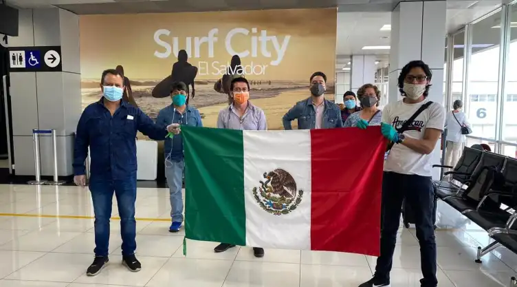 mexicanos centroamerica.jpg