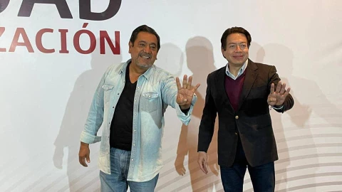 Salgado Macedonio y Mario Delgado, presidente de Morena que avaló la candidatura de Salgado Macedonio para gobernador de Guerrero