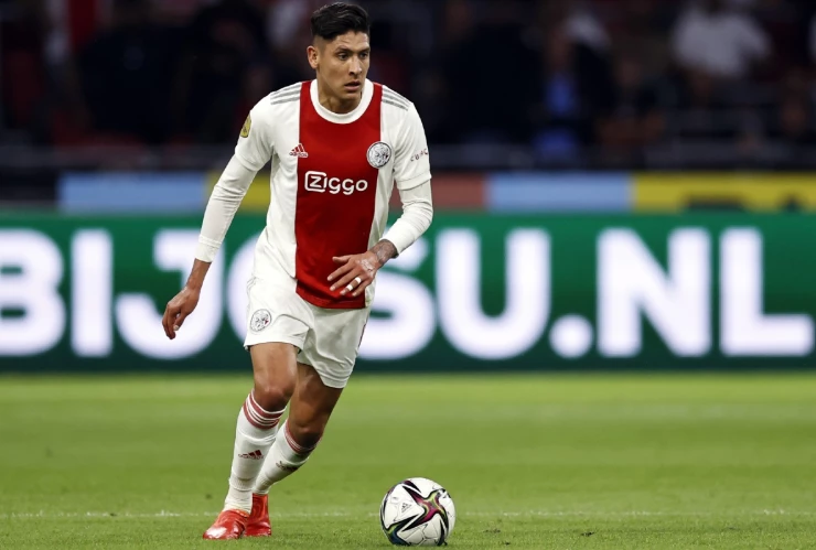 Edson Álvarez con el Ajax