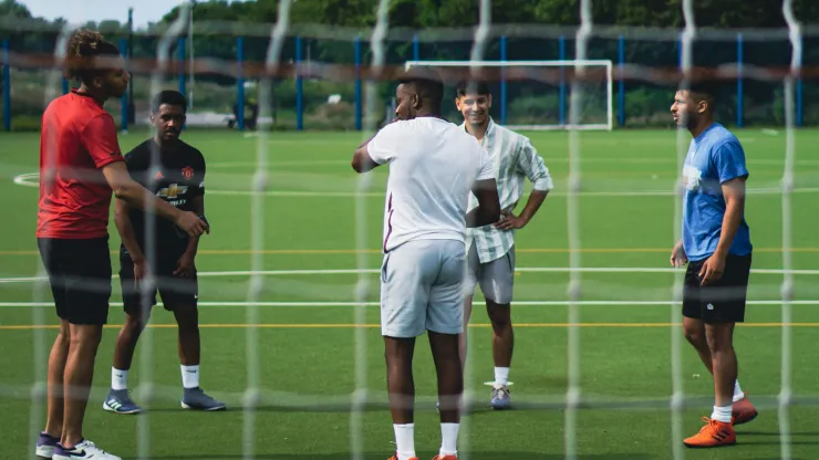 El futbol con amigos puede prevenir la hipertensión, enfermedad mortal